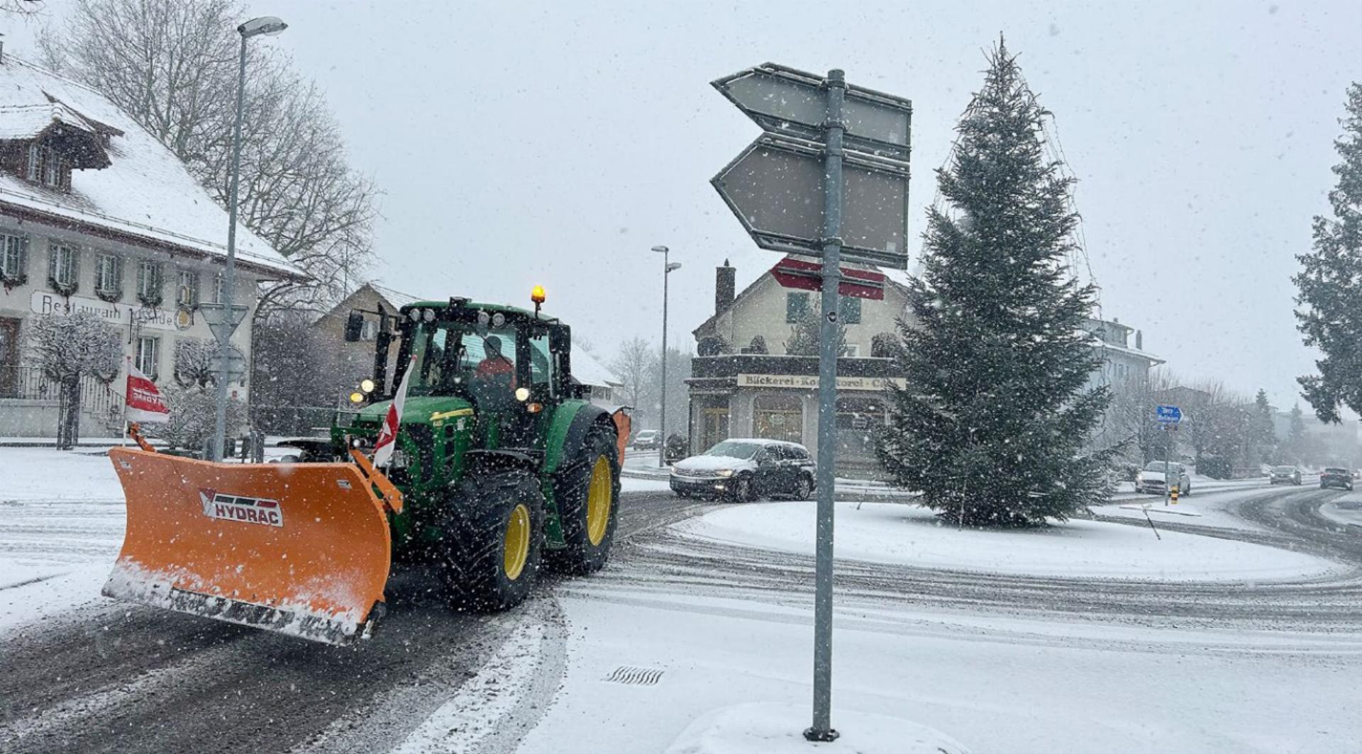 Der erste Schnee bringt Entschleunigung - Das Bild wird blockiert. – Möglicherweise durch einen aktiven Adblocker.