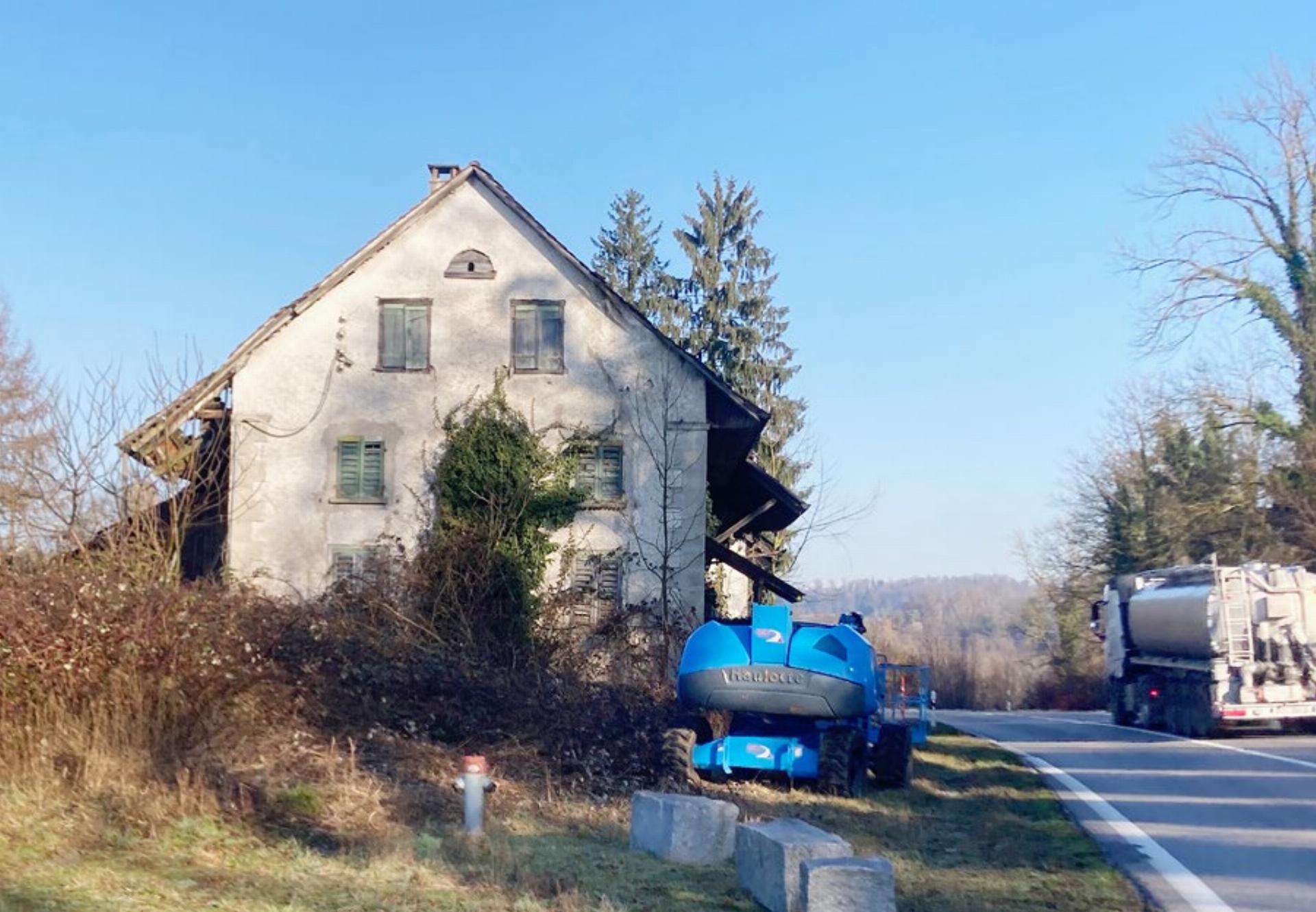 Tägerig: Gebäude ist vom Einsturz bedroht und eine Gefahr - Das Bild wird blockiert. – Möglicherweise durch einen aktiven Adblocker.