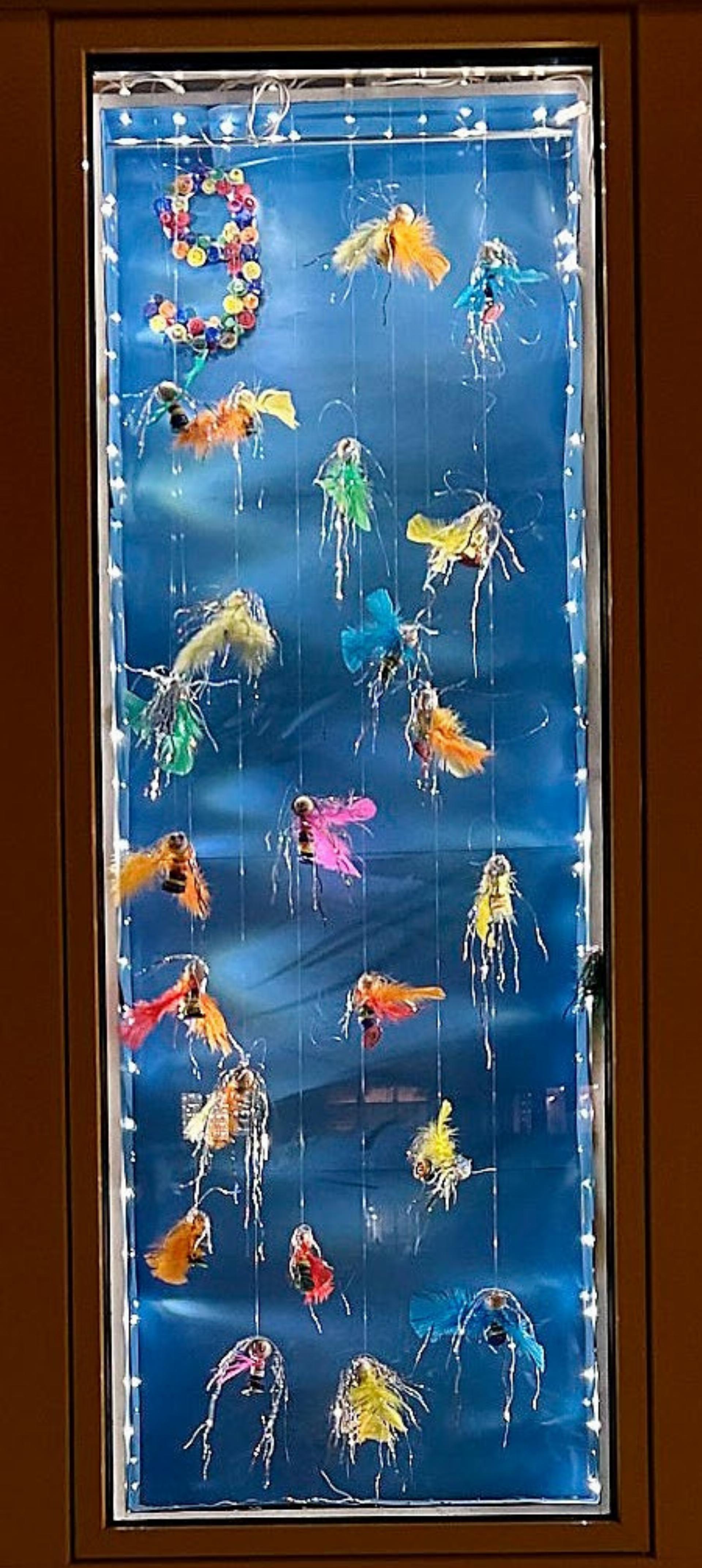 Leuchtende Adventsfenster - Das Bild wird blockiert. – Möglicherweise durch einen aktiven Adblocker.