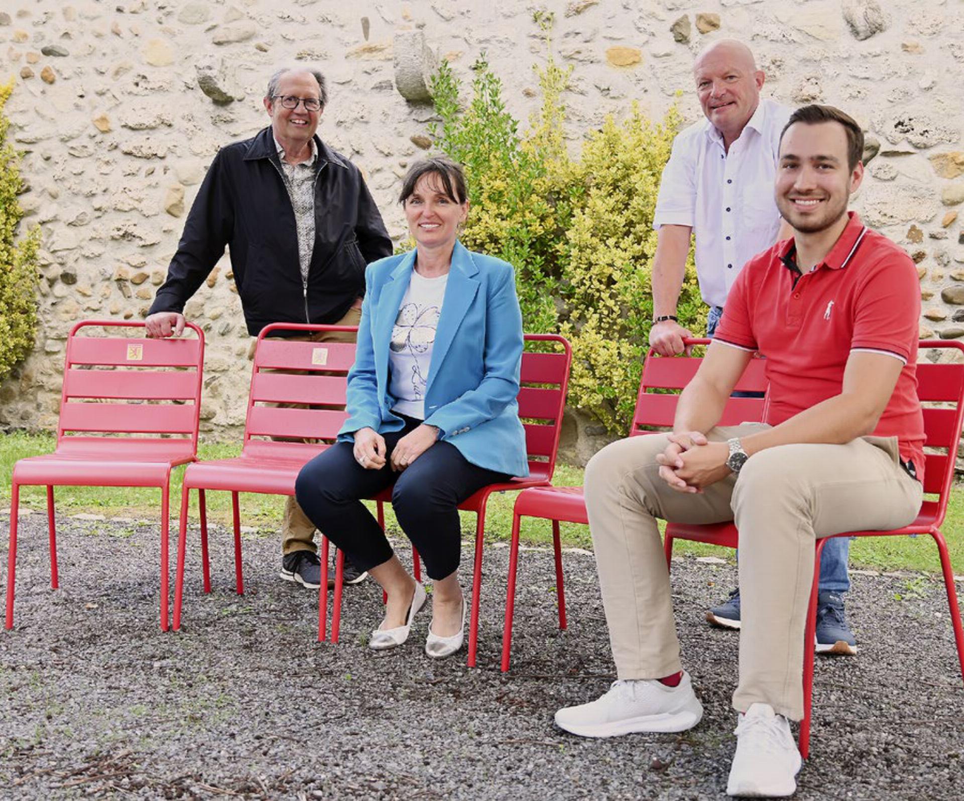 Stühle für Mellingens schöne Plätze