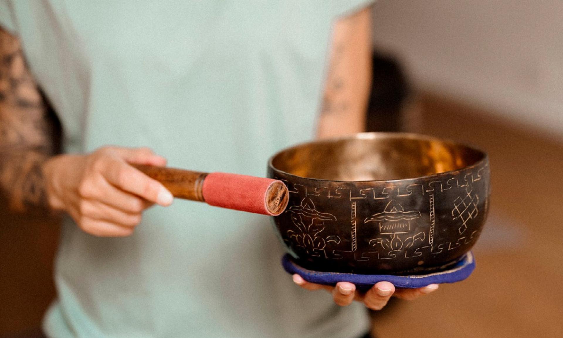 Soundhealing: mit Klängen dem Alltagsstress entfliehen - Das Bild wird blockiert. – Möglicherweise durch einen aktiven Adblocker.