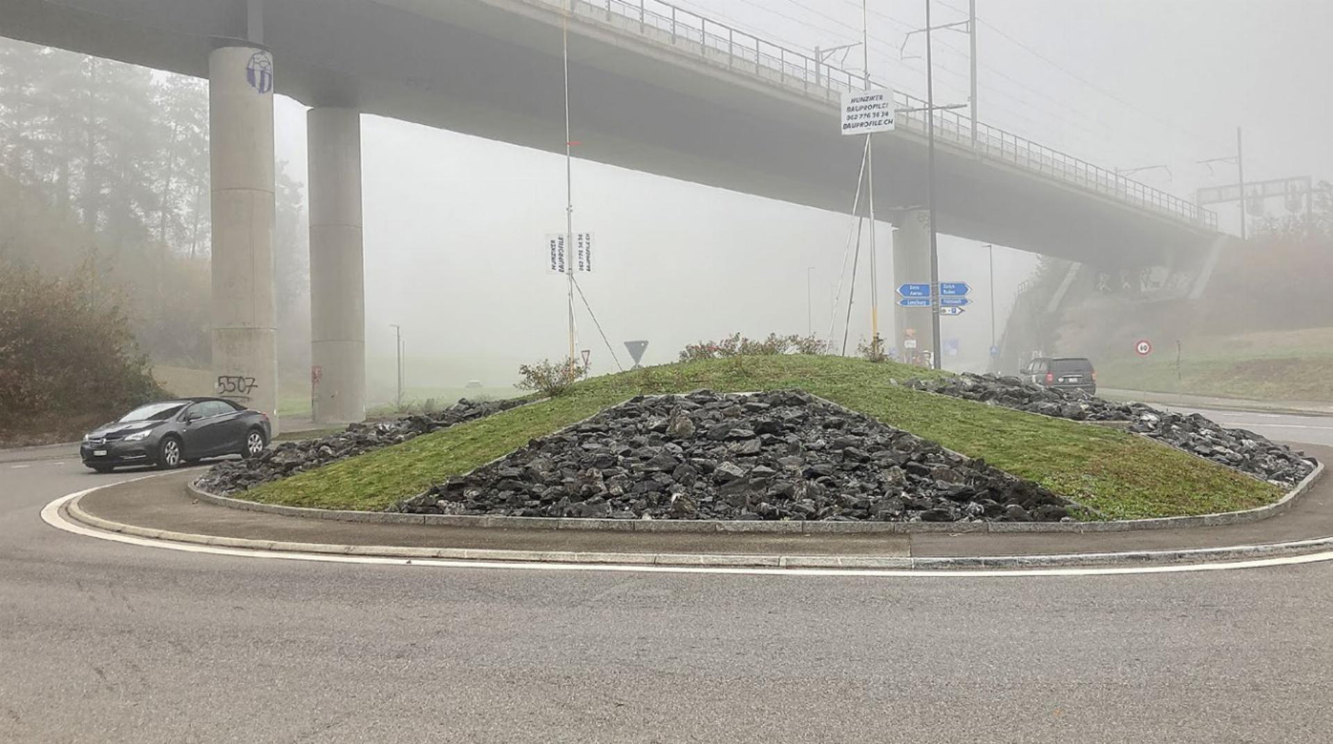 Adieu Tristesse! Kreisel wird verschönert - Das Bild wird blockiert. – Möglicherweise durch einen aktiven Adblocker.