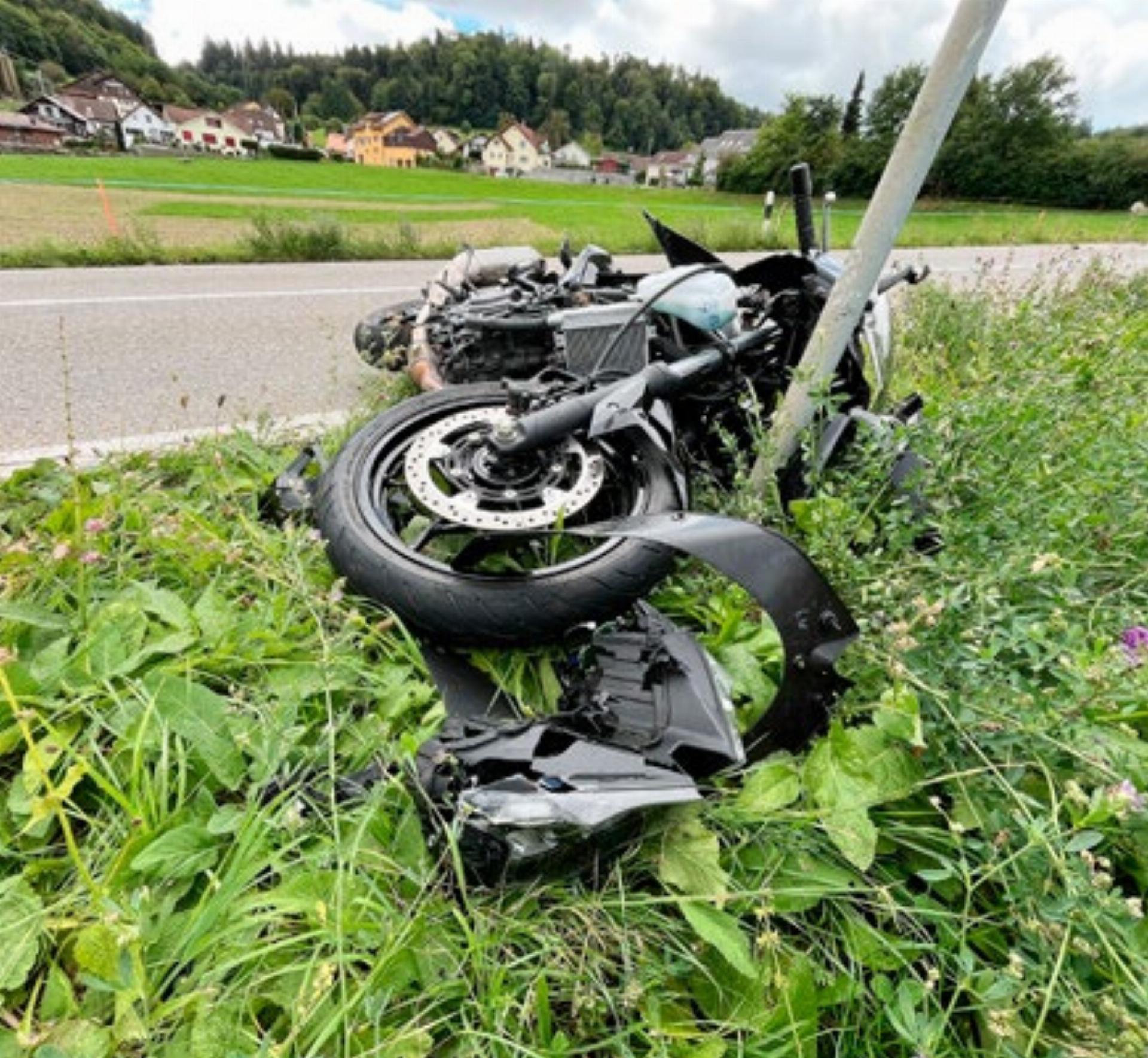 Mägenwil - Motorradlenkerin in Mägenwil verunfallt - Das Bild wird blockiert. – Möglicherweise durch einen aktiven Adblocker.