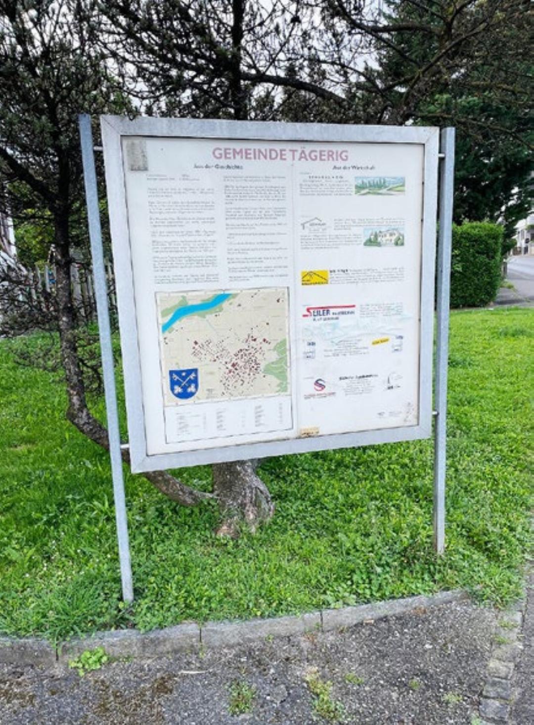 Die alte Infotafel, welche bis vor einem Jahr in der Nähe des Coiffeurgeschäfts stand. Fotos: zVg Die alte Infotafel, welche bis vor einem Jahr in der Nähe des Coiffeurgeschäfts stand. Fotos: zVg