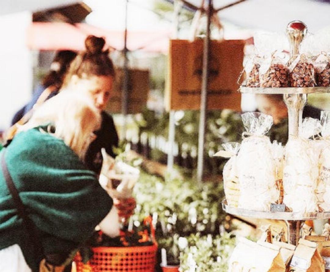 Lichter- und Weihnachtsmarkt Lichter- und Weihnachtsmarkt