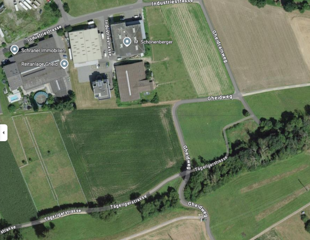 Die Stelle, wo der Unfall passierte befindet sich unten auf der Karte. Von Mellingen aus gesehen, führt der Gheidweg dort auf einen Hügel hinauf. Von unten sieht man nicht, wer von oben hinunterkommt.. Die Stelle, wo der Unfall passierte befindet sich unten auf der Karte. Von Mellingen aus gesehen, führt der Gheidweg dort auf einen Hügel hinauf. Von unten sieht man nicht, wer von oben hinunterkommt..