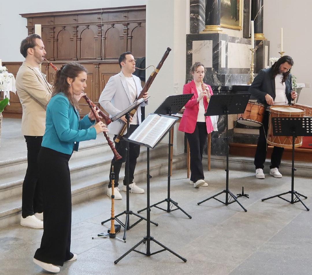 Für eine schöne musikalische Umrahmung der Feierlichkeiten in Mellingen sorgte die internationale Oboenband La Petite Ecurie. Fotos: mbe Für eine schöne musikalische Umrahmung der Feierlichkeiten in Mellingen sorgte die internationale Oboenband La Petite Ecurie. Fotos: mbe