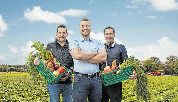 Walther Adrian, Schwinger mit Hurni Christian und van der Veer Simon, Produzenten.