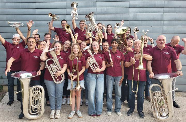 Die Spielgemeinschaft des Musikvereins Birmenstorf und der Stadtmusik Mellingen freut sich auf grosses Publikum an den Kirchenkonzerten. Foto: zVg