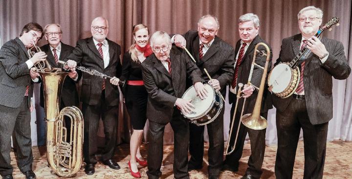 Die Bridge Pipers geben nach 45 Jahren Bühnenpräsenz ihr Abschiedskonzert in Mellingen. Foto: zVG