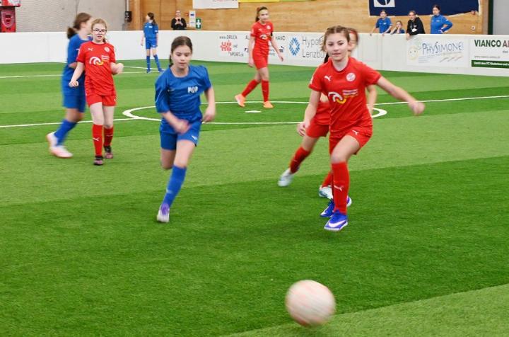 Die FF-11-Mädchen waren schon am frühen Morgen sehr motiviert. Foto: sl