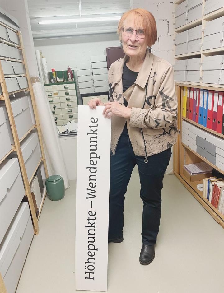 «Höhepunkte – Wendepunkte»: Ein Motto, das auch für das Wirken von Romy Studerus zutrifft. Nach 25 Jahren übergibt sie das Engagement im Kulturhaus Fislisbach in neue Hände. Das Museum wird seinen Wert nie verlieren, ist sie felsenfest überzeugt. Fotos: Urs Heinz Aerni