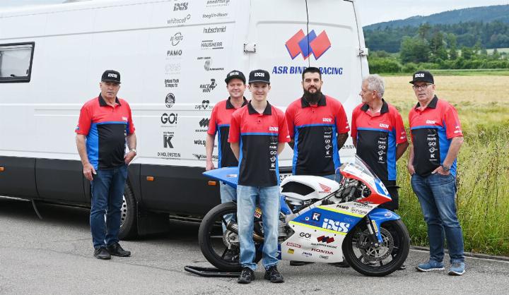 Das Team ASR Binder auf einen Blick (v. l. n. r.): Andreas Hüsser, Heiko Binder, Alessandro Binder, Davide Russo, Adi Schwegler und Christoph Hüsser. Foto: sl