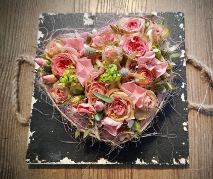 Es gibt eine geschenkte Rose. Foto: zVg