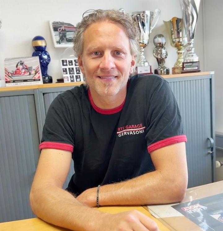 Vor genau 25 Jahren machte sich Firmengründer Mirco Gervasoni (50) mit eigener Garage selbstständig. Vor genau 25 Jahren machte sich Firmengründer Mirco Gervasoni (50) mit eigener Garage selbstständig.