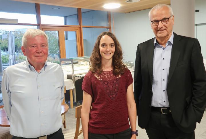 Sie kandidieren für den freien Sitz im Stadtrat Mellingen und sind im Wahlkampf: Stefan Florjanˇciˇc, Mirjam Jakob und Peter Suter (v. l.). Die Podiumsdikussion war informativ, hatte Niveau und verlief ohne persönliche Angriffe. Fotos: mbe