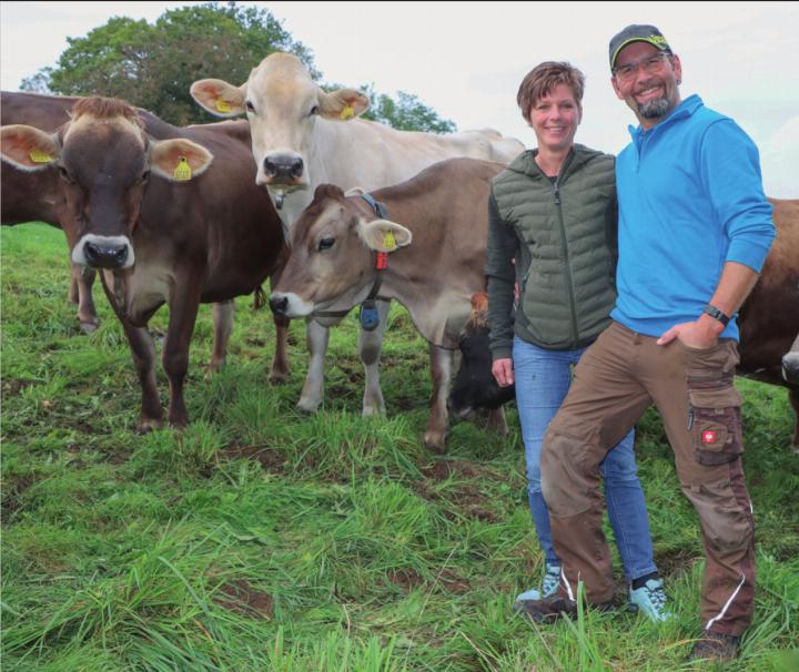 Ab dem 10. November kann für Judith und Alex Füglistaller zum Publikumspreis auf landwirtschaft.ag gevotet werden. Foto: dg