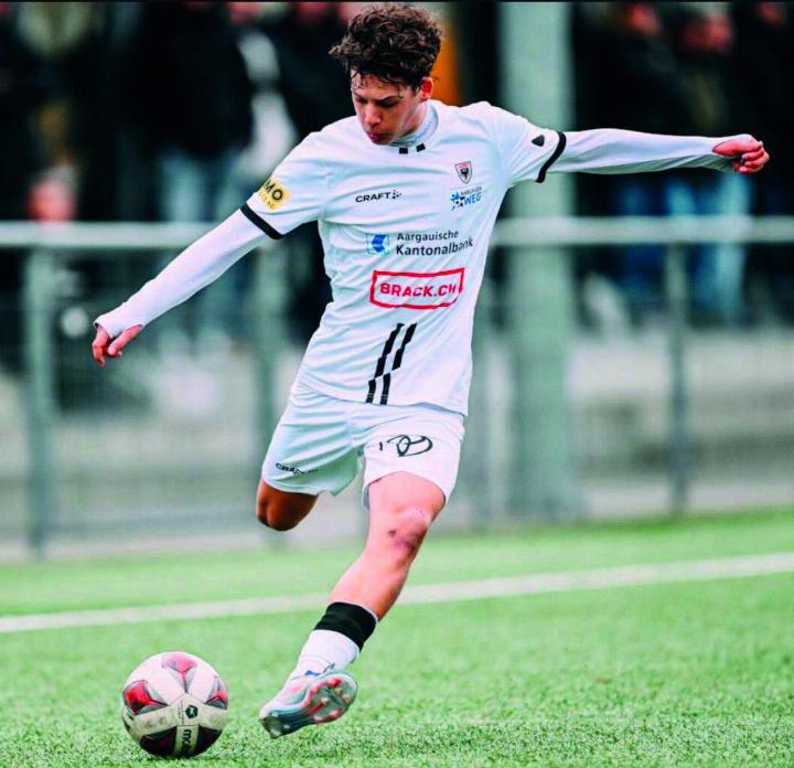 Den Ball anschauen, einen Schritt nach dem anderen, aber das Ziel vor Augen: Der Tägliger Livio Tanga. Foto: zVg