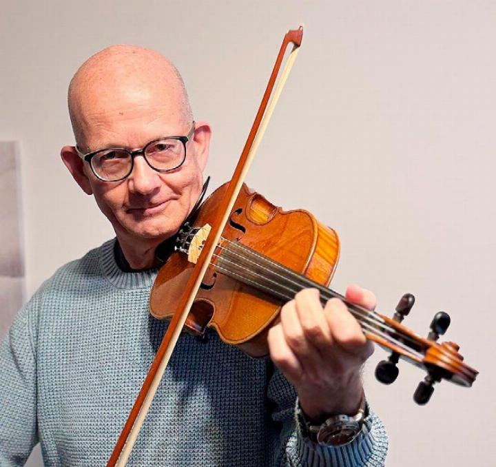 Stefan Greil spielt irische Geige...