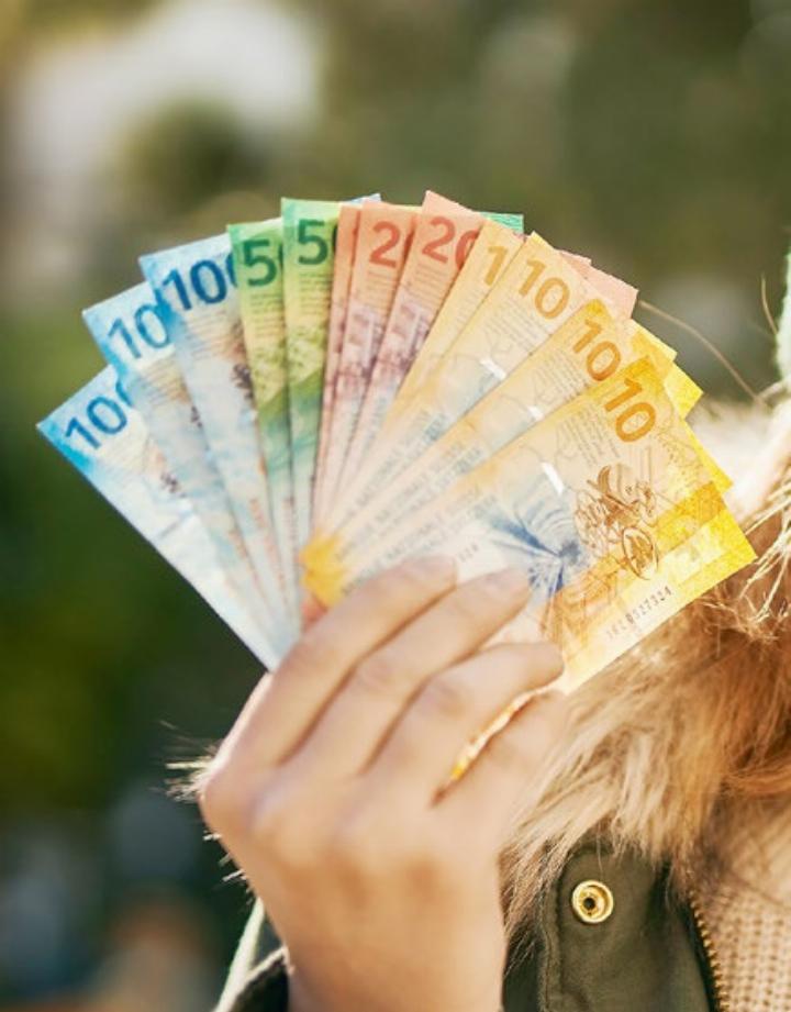 Zahlen Oberrohrdorfer Steuerzahlende bald mehr Steuern? Foto: freepick