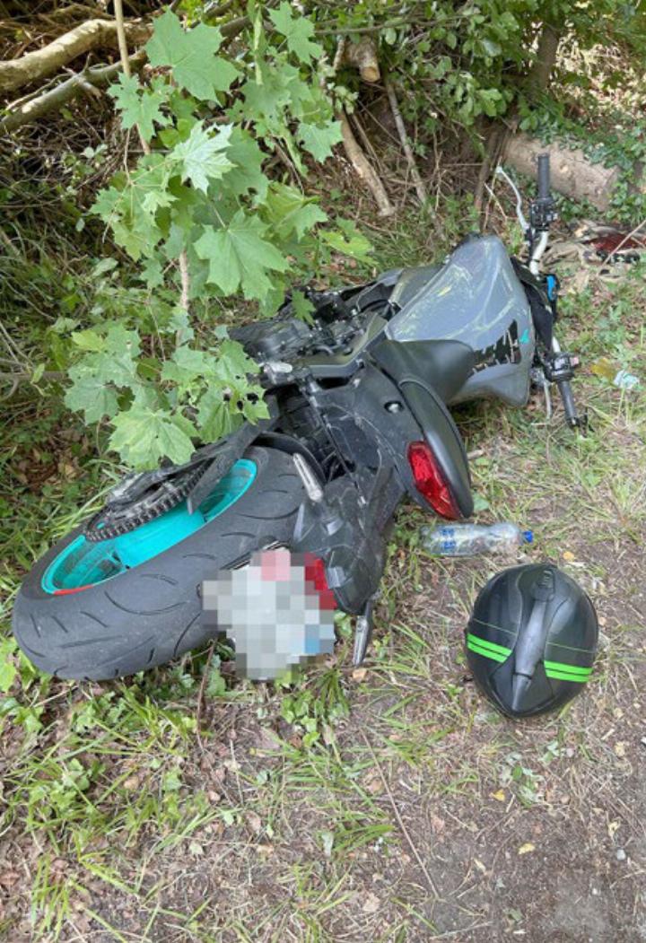 Das Motorrad des Töff-Fahrers. Bild: Kapo