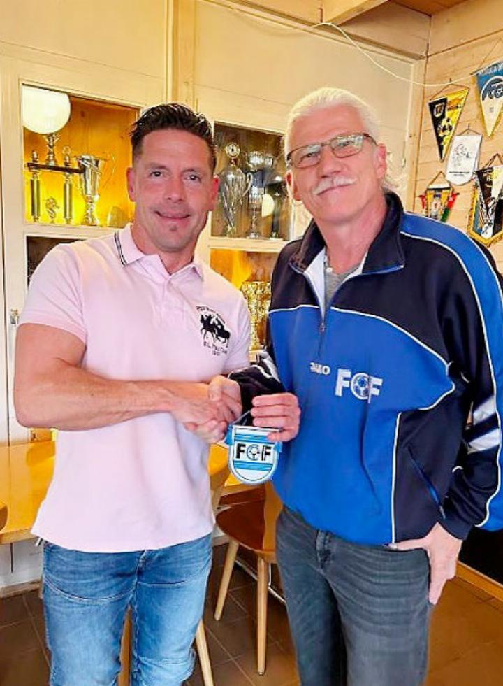 Roland Kaufmann (l.) und FCF-Präsident Martin Dürr. Foto: zVg