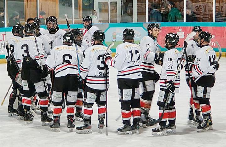 Da war es geschafft: Die Meisterschaft endete in Herrischried mit einem klaren 10:0-Sieg. Foto: zVg