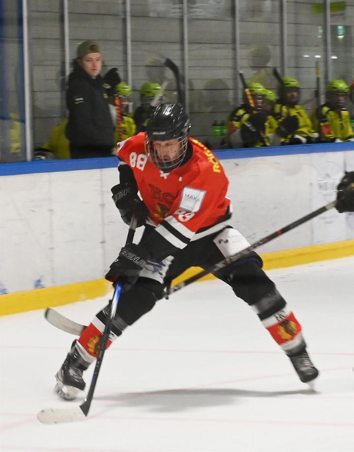 Fischbach-Göslikons Marc Gisin verkürzte zum zwischenzeitlichen 6:7. Foto: Archiv Reussbote