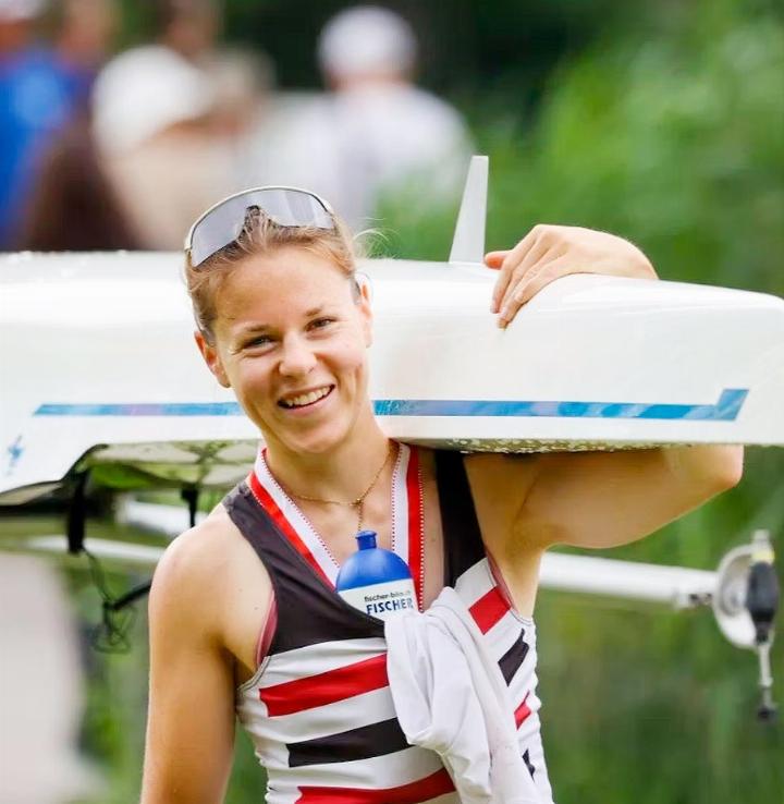 Olivia Nachts Fernziel heisst Los Angeles 2028. Zuerst reist sie an die WM nach Shanghai, wo sie im Doppelvierer antritt. Foto: zVg