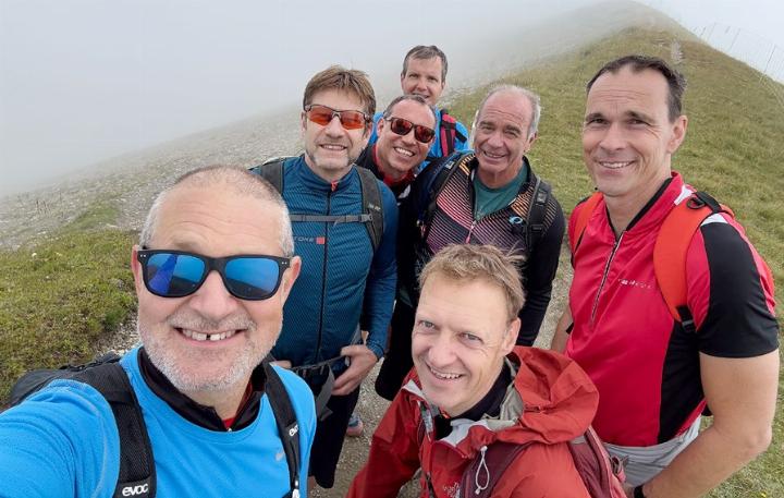 Das Bike-Team des TSV Rohrdorf auf dem Weg zum Spitzmeilen. Foto: zVg