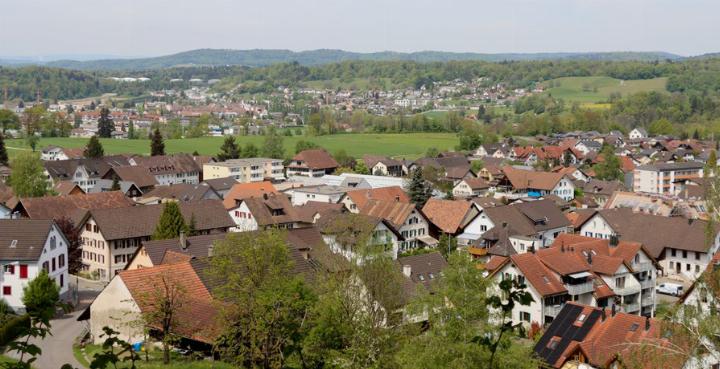 Tägerig will den Steuerfuss nicht mehr auf dem kantonal höchsten Niveau belassen. Foto: dg