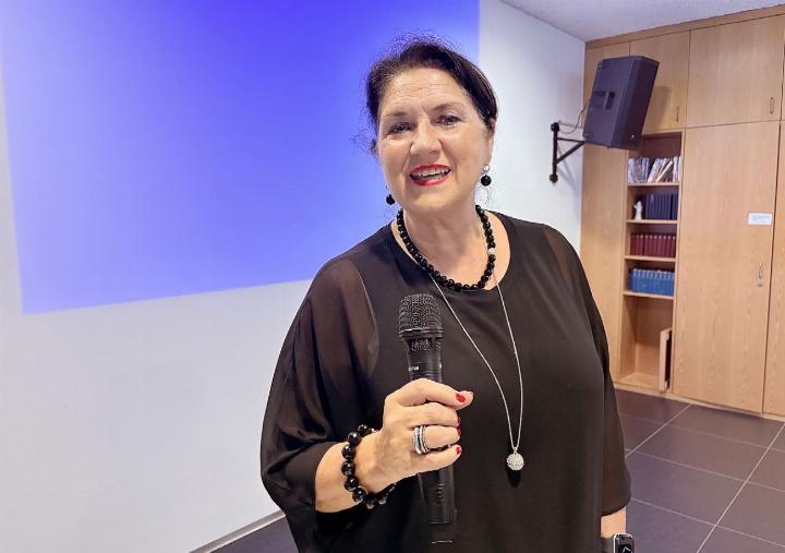 «Sich auf Augenhöhe begegnen ist eine Frage der inneren Haltung», sagt die Psychologin Bettina Ugolini. Foto :isp