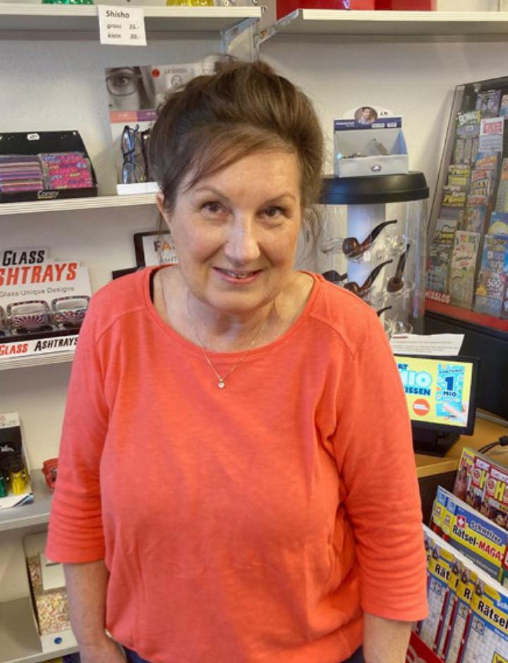 Susanne Stranieri führt den Reusstalkiosk in Mellingen. Foto: mbe
