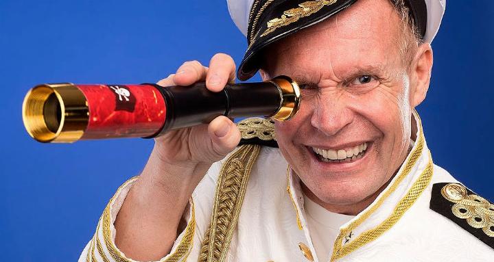 Peter Löhmann unterhält Tausende von Gästen auf Kreuzfahrtschiffen, tritt beim Kölner Karneval auf und auch mal beim Remetschwiler Dorffest. Foto: zVg