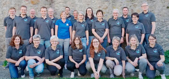 Ein so grosses Event braucht natürlich auch ein grosses OK. Hintere Reihe von links: Ramon Zulliger, Stefan Annen, Thomas Notter, Rafael Annen, Peter Annen, Stefanie Keller, Peter Jäggi, Sabine Notter, Silvia Markfort, Jessica Baumgartner, Erika Fischer, Stephan Gauch, Pascal Herzog, Marlies Seiler, Klaus Markfort (Präsident). Vordere Reihe von links: Marianna Merz, Doris Jenni, Beatrice Annen, Nicole Jenni, Michelle Niedermann, Edith Campagnani, Natascha Keller, Vera Frei. Nicht im Bild: Rolf Meier, Daniela Kramer, Patrick Meier, Hannah Markfort. Fotos: zVg