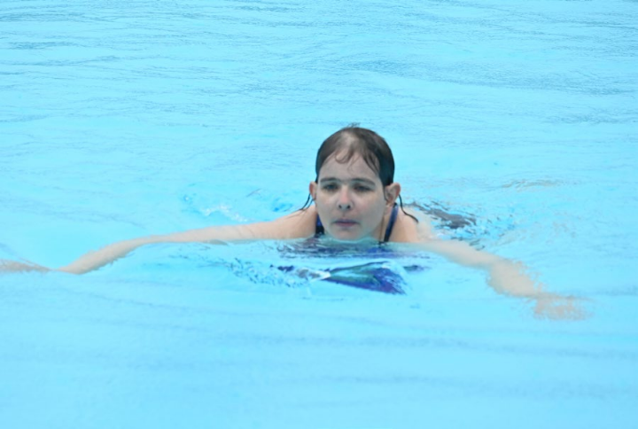Die Schwimmerin Sophia Hütter aus Niederrohrdorf beim Training. Foto: sl