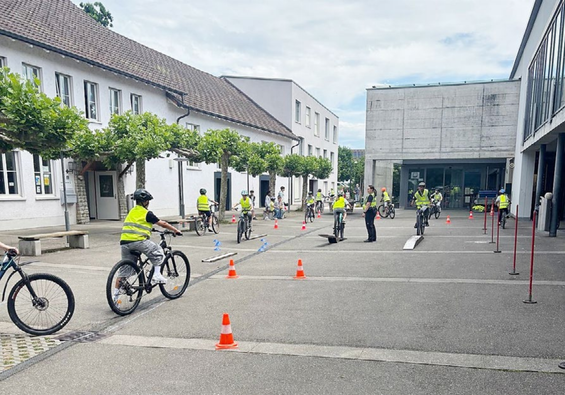 Velofahrschule: Sicherheit für Kinder erhöhen - Das Bild wird blockiert. – Möglicherweise durch einen aktiven Adblocker.