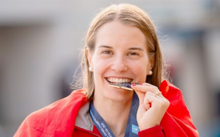 Michelle Heimberg. Foto: David Damnjanovic/European Aquatics/zVg)