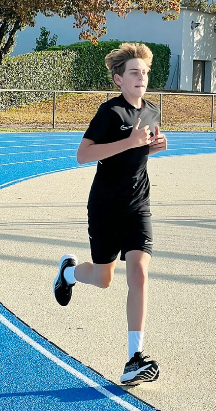 Jonas Kretz vom FC Niederwil beim Training. Foto: zVg