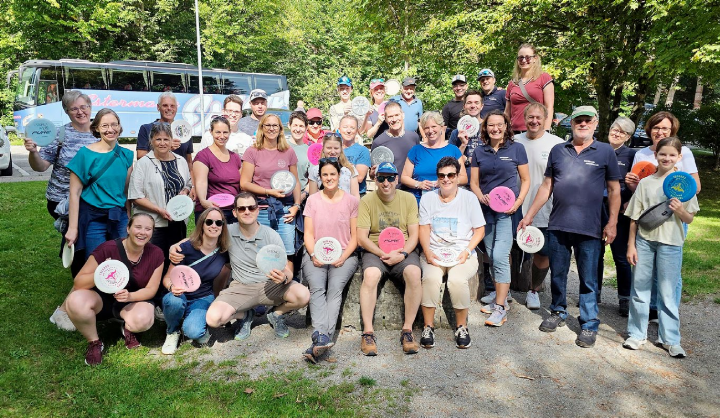 Die fröhliche Reisegruppe der Harmoniemusik Rohrdorf. Foto: zVg