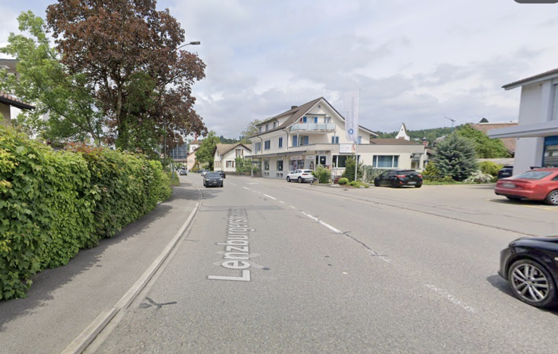 Mellingen: Seniorin bei Velosturz verletzt - Zeugen gesucht - Das Bild wird blockiert. – Möglicherweise durch einen aktiven Adblocker.
