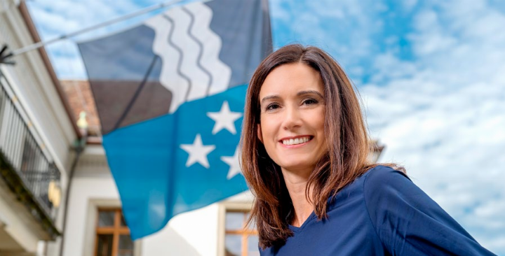 Der Aargau hat eine neue Regierungsrätin. Die 48-jährige Suhrerin Maja Riniker ist am Sonntag mit sehr gutem Resultat gewählt worden. Foto: zVg