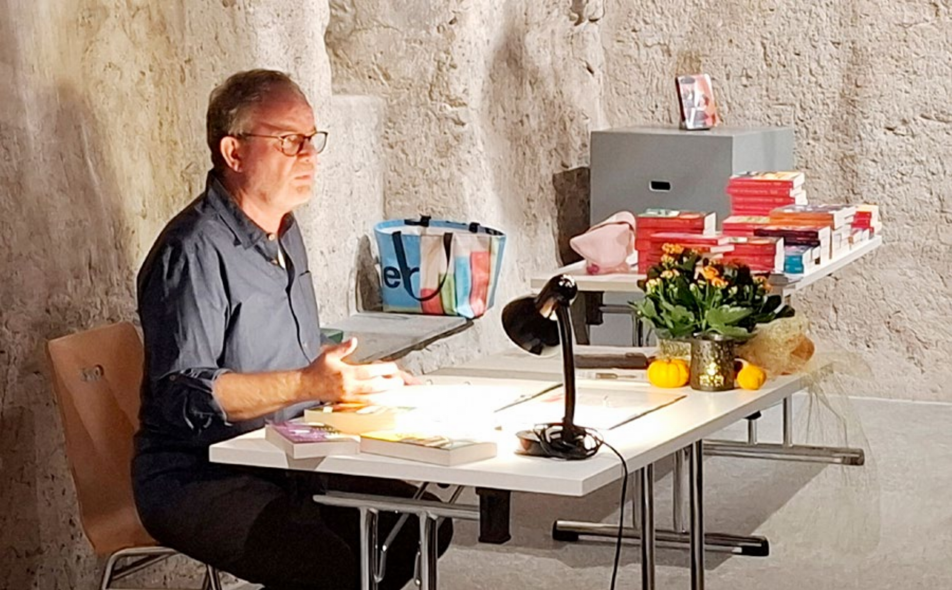 Ein Krimiautor zu Gast in Mellingen - Das Bild wird blockiert. – Möglicherweise durch einen aktiven Adblocker.