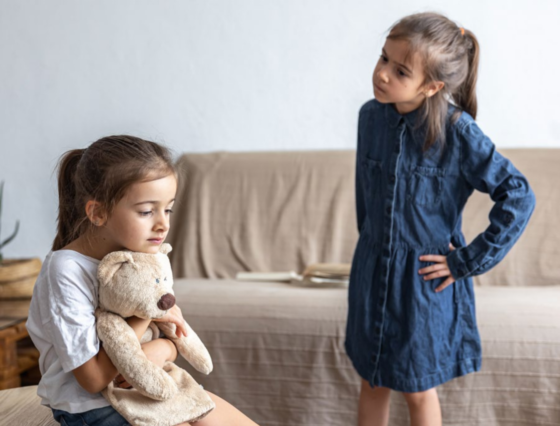 Hilfe, unsere beiden Kinder streiten sich täglich! - Das Bild wird blockiert. – Möglicherweise durch einen aktiven Adblocker.
